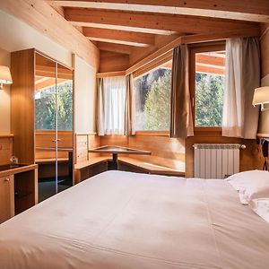 Double Room Balcony Mountain View
